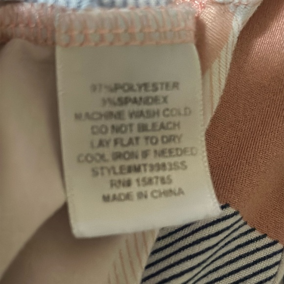 Above and Beyond Plaid Button Up Shirt XL EUC - Picture 7 of 7